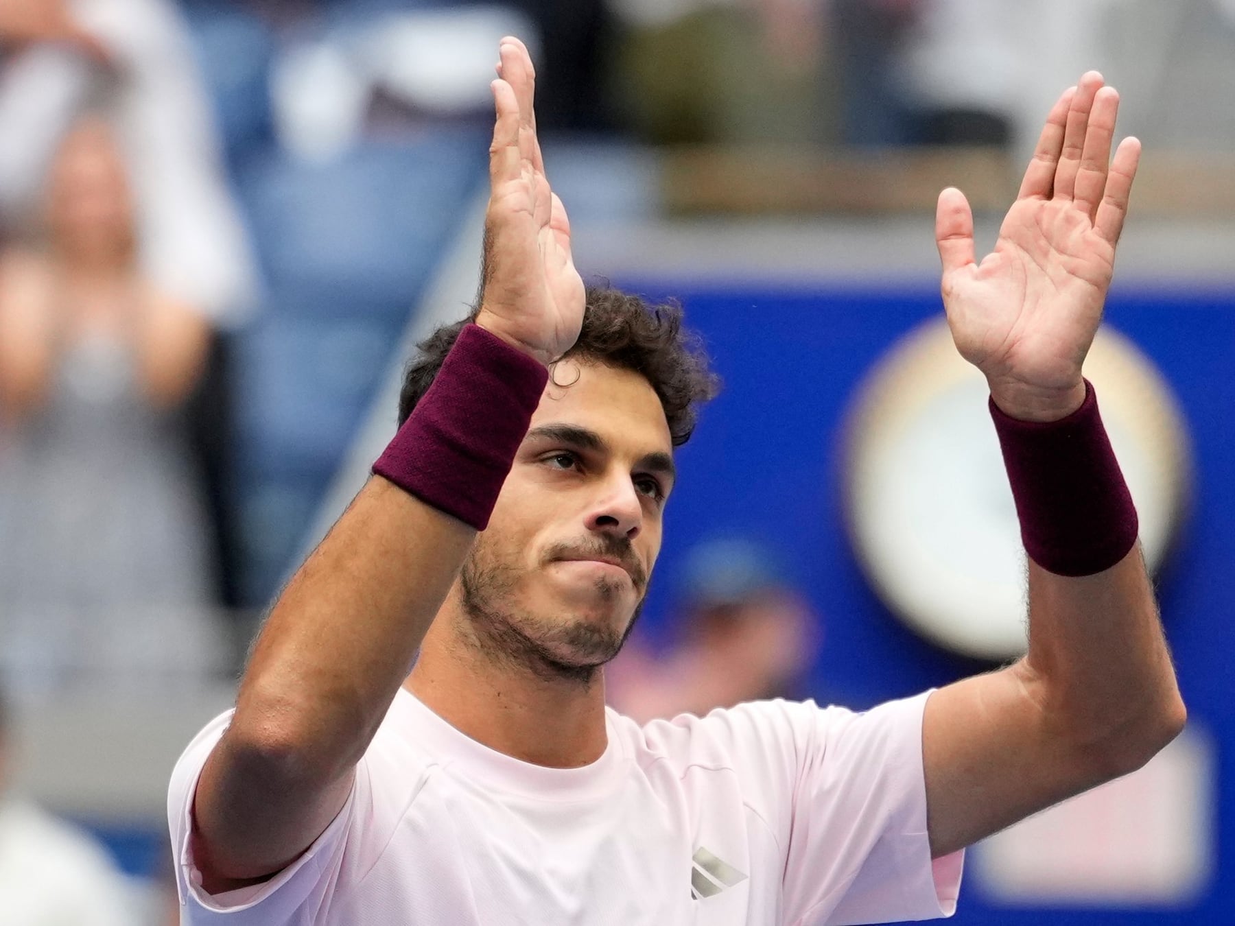 Cerúndolo revivió en el Arthur Ashe: lo dieron por muerto y terminó bailando a Fritz