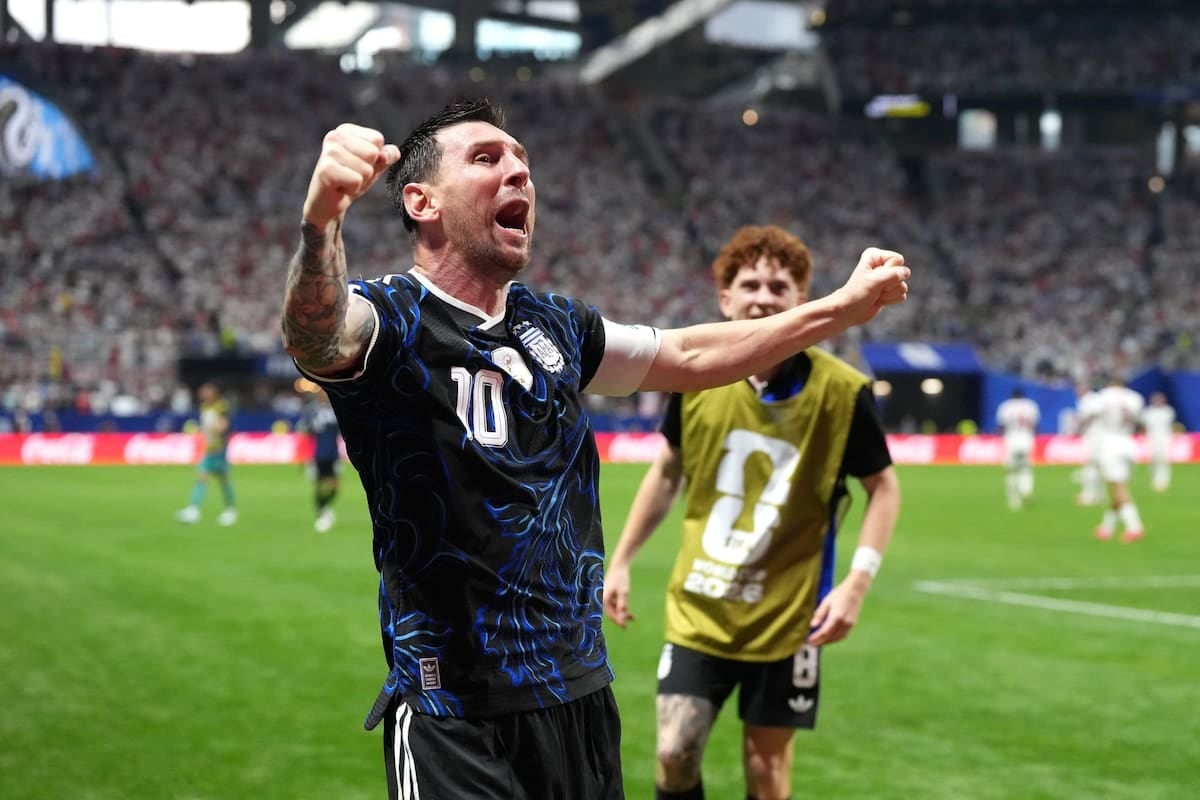 Messi reaparece en la carrera por el Balón de Oro y mete a la Argentina otra vez en la conversación grande