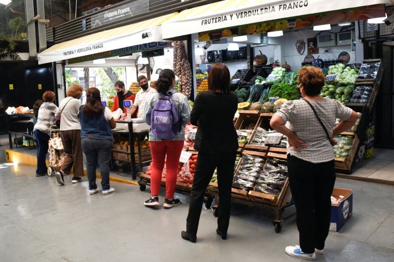 La inflación de agosto se desaceleró a 1,7% y dejó a la Argentina como el segundo país con mayor suba mensual en la región