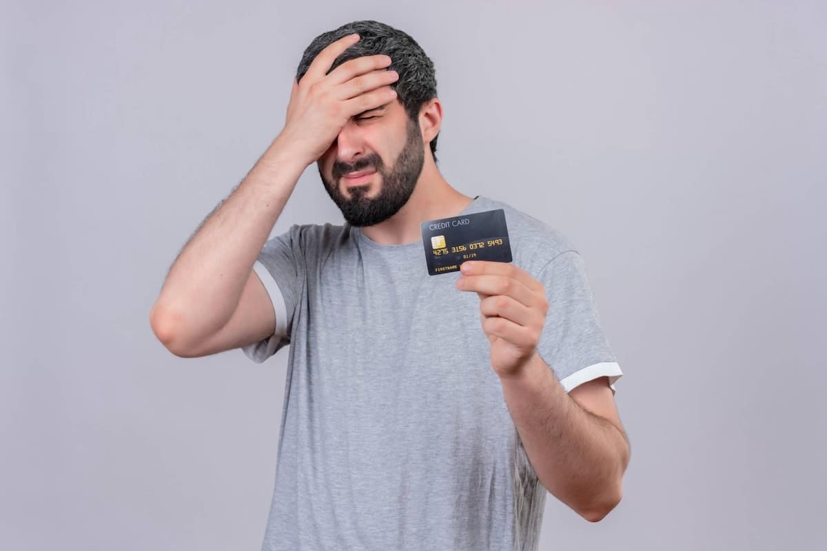 Pagar solo el mínimo de la tarjeta: por qué la deuda no se termina y cómo se achica con entregas parciales