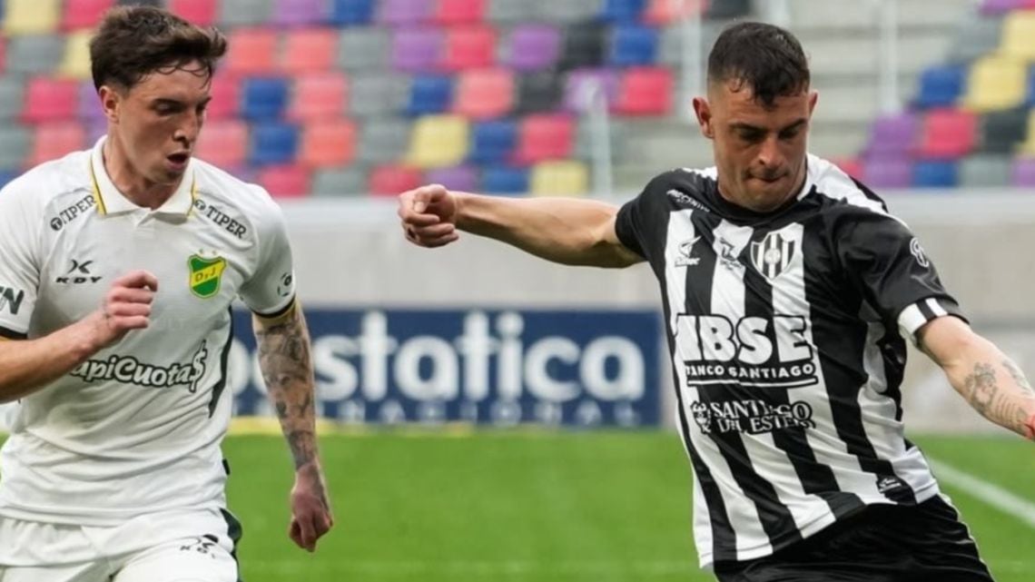 Central Córdoba lo empató sobre la hora con un penal que se hizo repetir dos veces y sigue hundido en el fondo