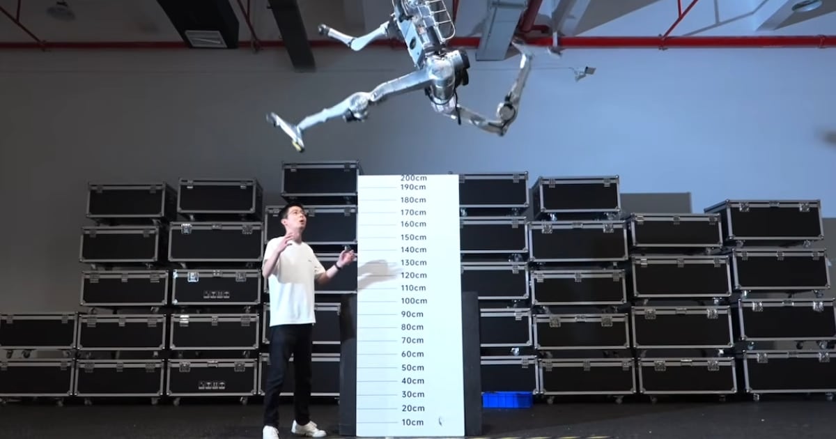Grabar la cena para que un robot aprenda a cortarte la cebolla: el trabajo insólito de una mujer en India