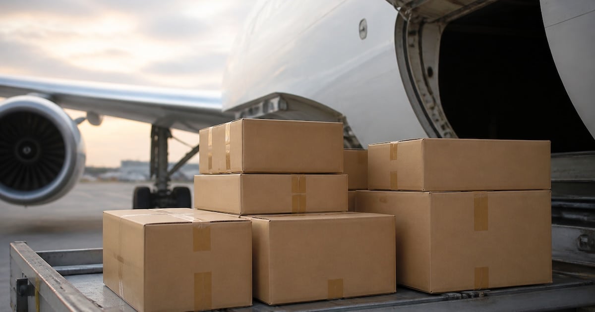 Compras por courier moderaron su ritmo en agosto, pero el acumulado de 2026 ya roza los USD 900 millones