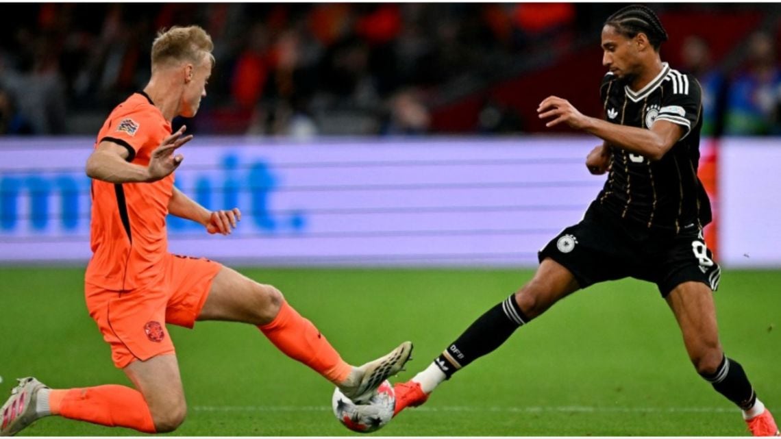 Klopp y Xavi arrancaron con empate: Gakpo salvó a Países Bajos en la hora