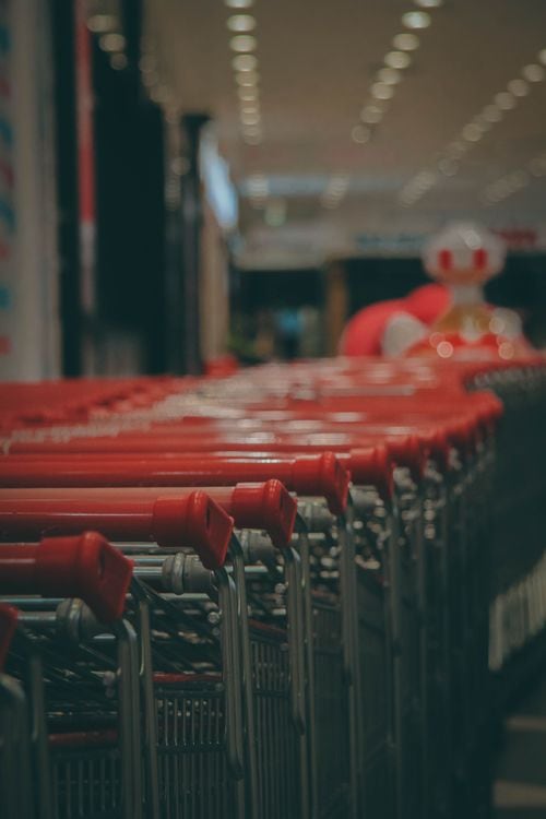 El lunes 28 vuelve a parar el comercio: qué cambia en supermercados y shoppings