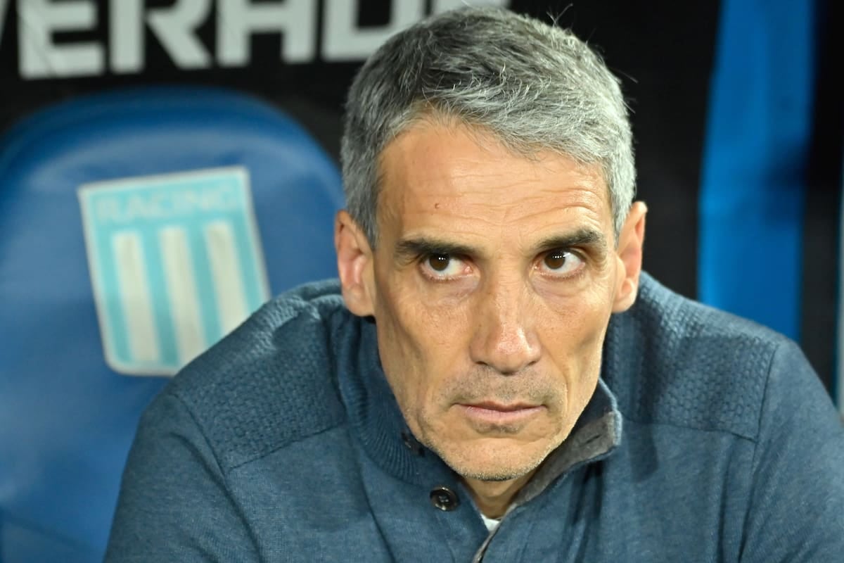 El día que Racing se quedó sin técnico y sin respuestas: Vojvoda afuera y el Chino Romero a aguantar la parada