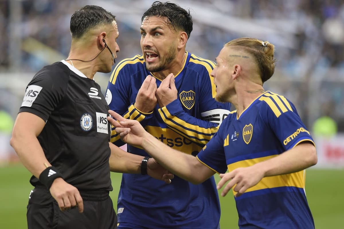 Valencia se disfrazó de verdugo y Boca bailó a Racing en Rosario