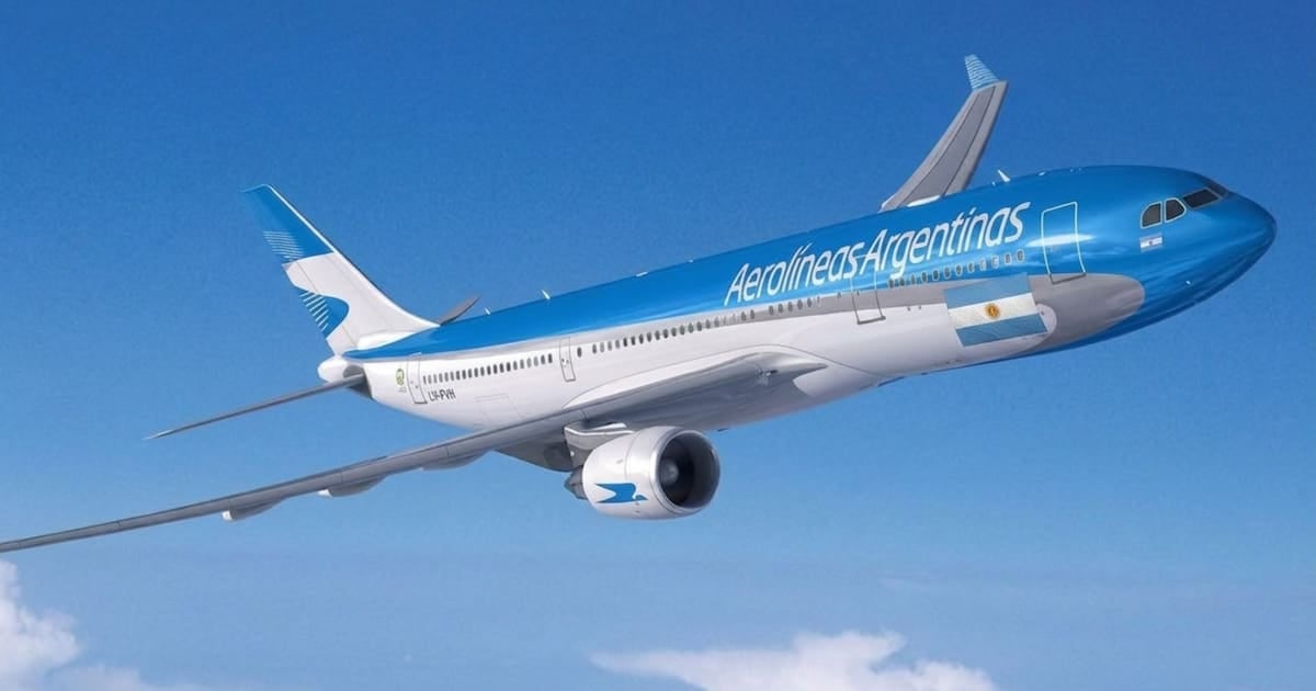 La grilla aérea para el verano 2027 muestra diferencias de hasta más del doble según la compañía y la ruta