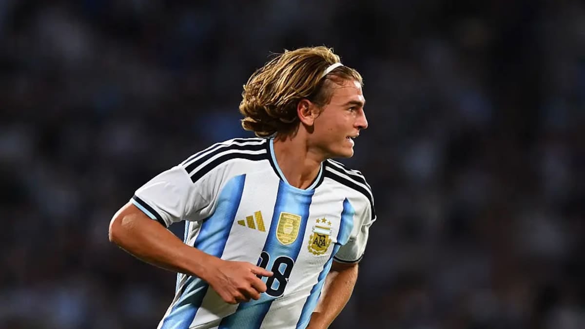 Argentina le mete dos a Bolivia en Córdoba y empieza a pasar la página del Mundial