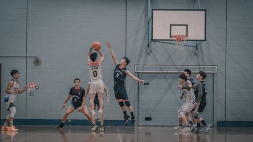 Valencia lo dio vuelta en Francia y sigue de racha en la Euroliga: el show de Mirotic y Shorts dejó en silencio al ASVEL de Mills