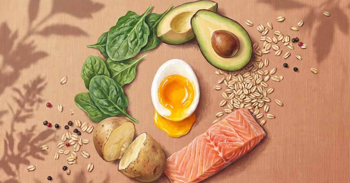 Un plato de huevos que cuida el corazón: qué ponerles al lado y qué conviene dejar afuera