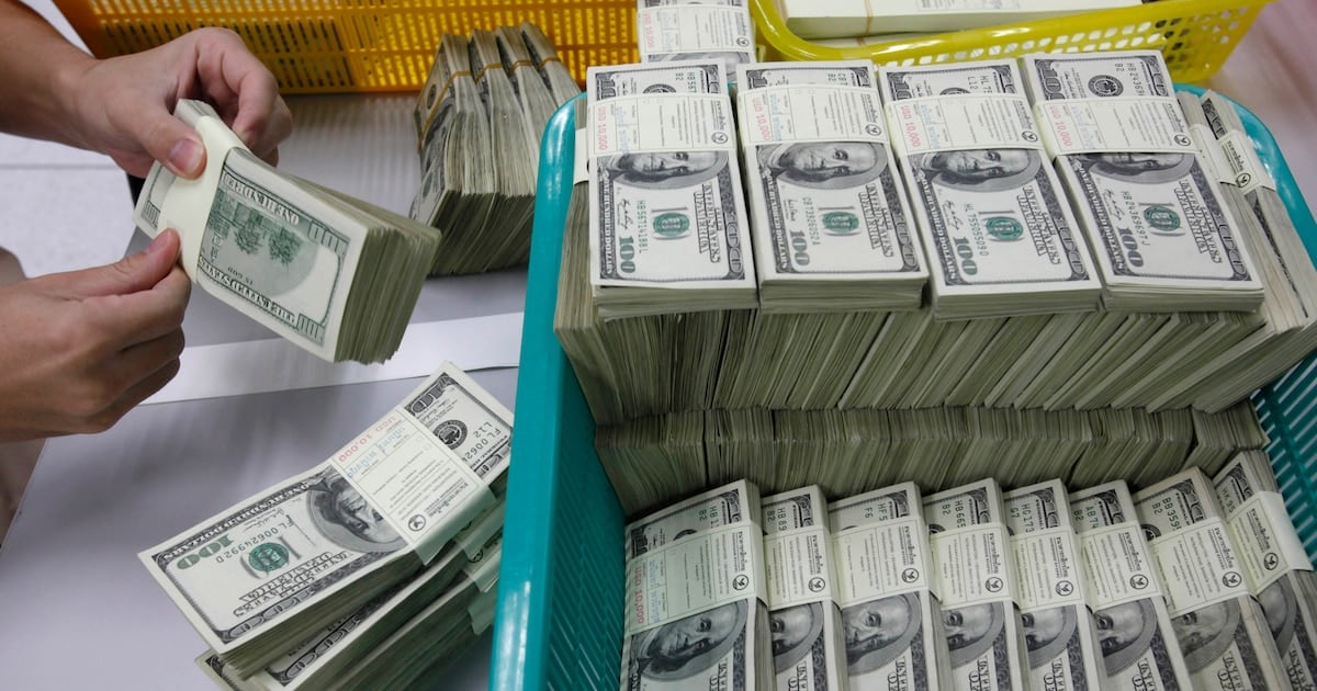 Cotización del dólar este 7 de octubre: el Nación se mantiene en $1.540 y el blue opera a $1.550