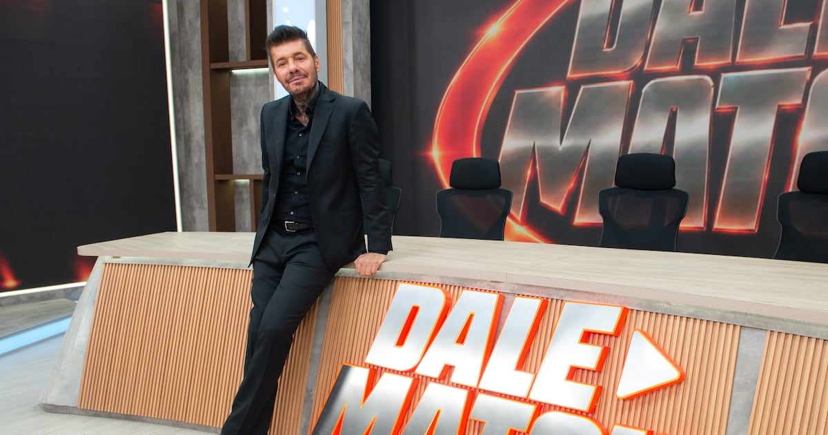 Tinelli recalibla su rutina y se muda al streaming con un reality más reposado y un magazine diario en clave de mesa
