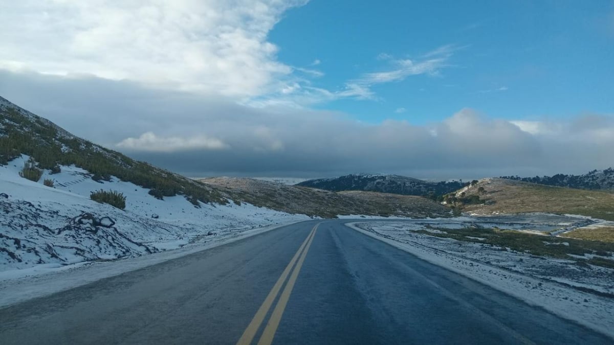 Dos pasos a Chile siguen abiertos desde Neuquén, pero la cordillera pide extremar los cuidados este lunes