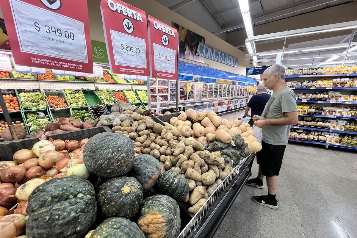 Septiembre volvería a ubicarse por encima del 2%: el INDEC define esta tarde el rumbo de la inflación