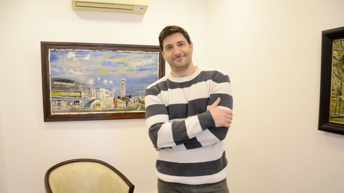 Esteban Fontana, el abogado que aprendió a hablar durante dos décadas y se recibió con calificación sobresaliente en Neuquén