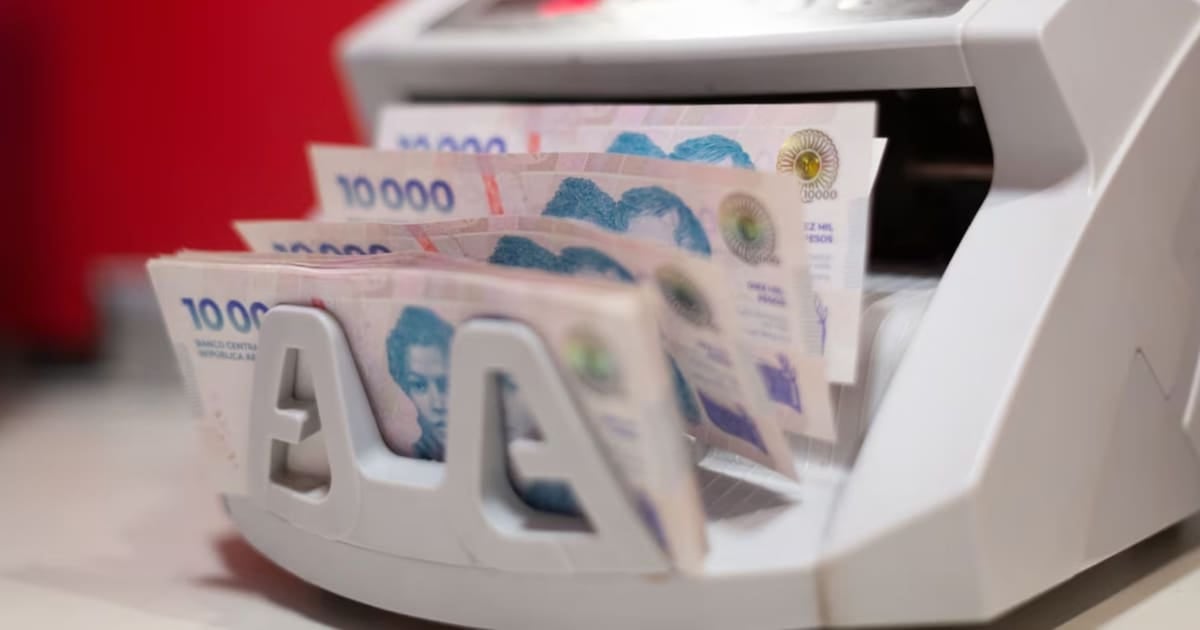 Billetes deteriorados: en qué casos los bancos están obligados a canjearlos y cuándo pueden rechazarlos