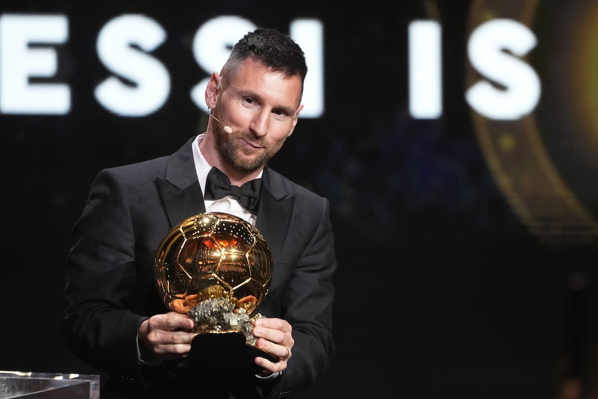 Messi va por la novena: el Balón de Oro que lo pone cara a cara con el futuro