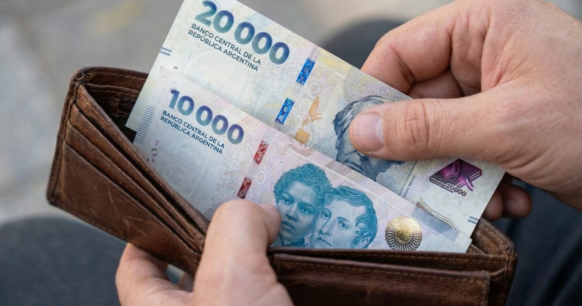 La economía diaria según los argentinos: siete de cada diez la califican como mala y la mayoría espera un semestre aún peor