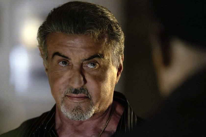 Stallone, el Batman que se bajó a último momento y dejó un tendal de versiones