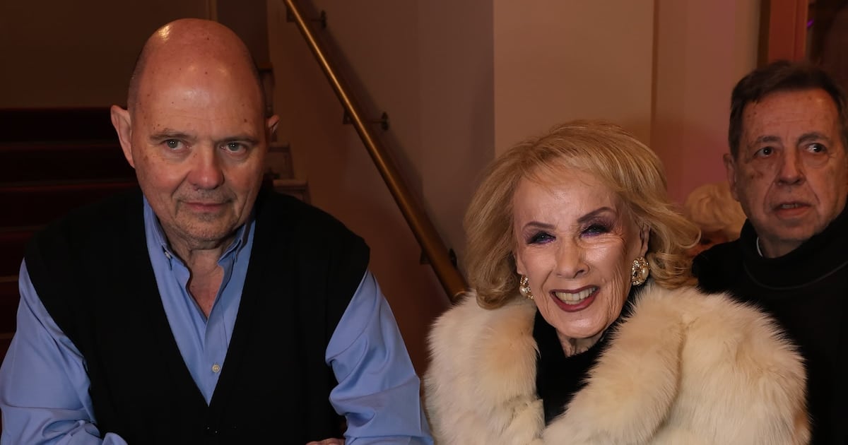 A los 99 y después del alta: Mirtha, la pasaste mal, pero ya estás en casa