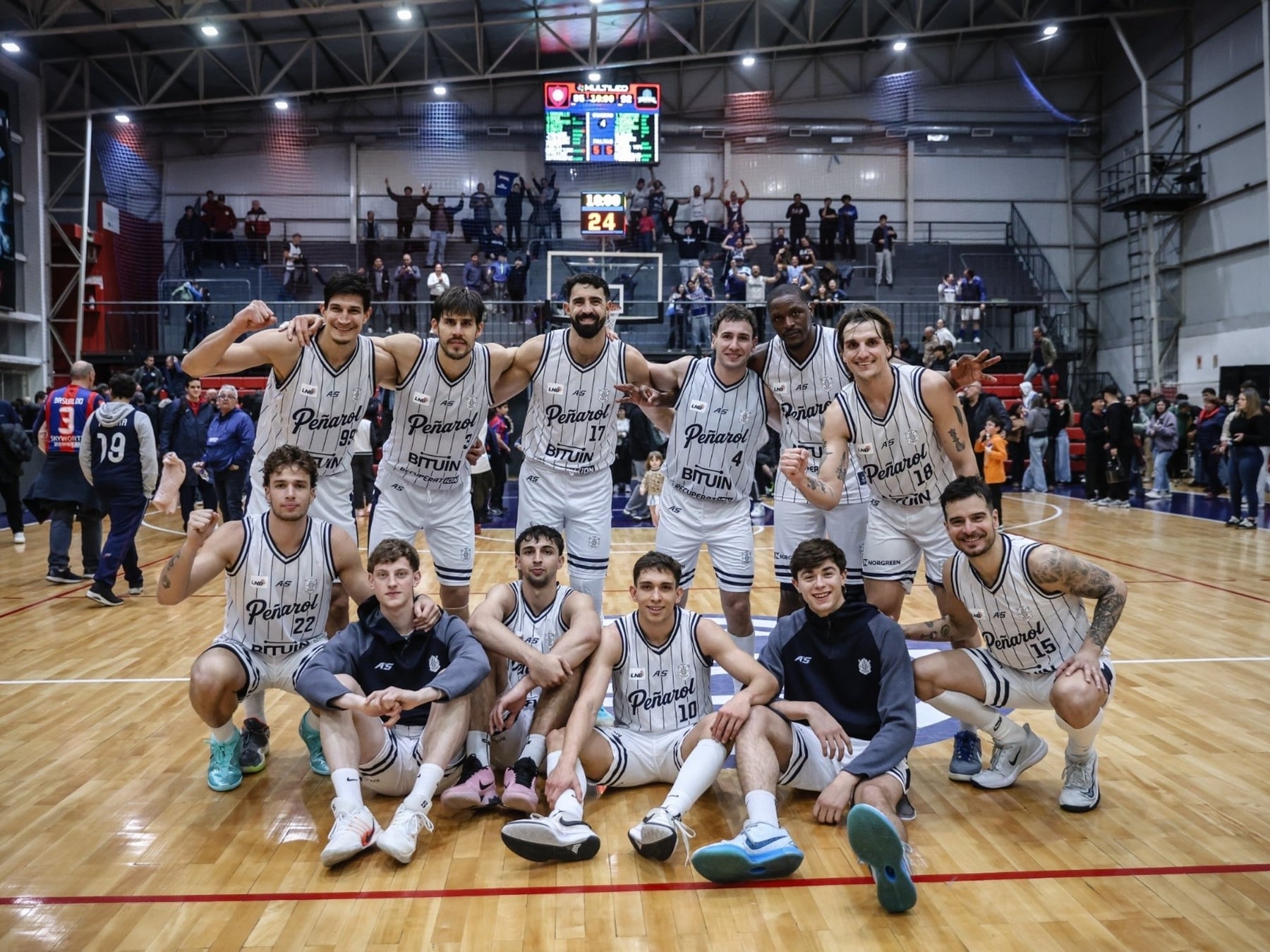 Oberá se plantó en Boedo, le cortó el invicto al Ciclón y se trajo a Misiones su primera sonrisa en la Liga