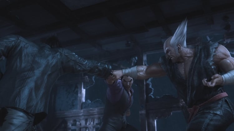 Street Fighter arranca con una caja fuerte y una crítica demoledora