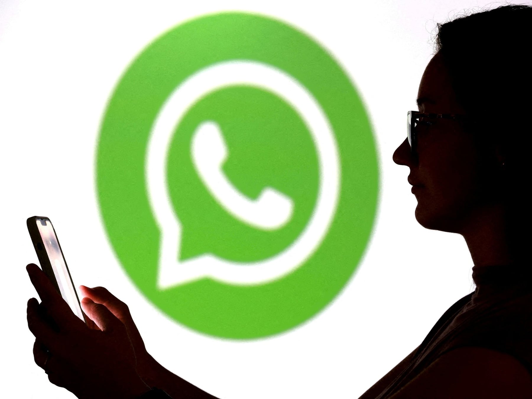 Cómo detectar y expulsar accesos no autorizados de tu cuenta de WhatsApp